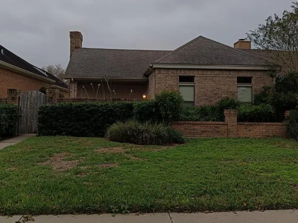 805 Parkview Cir, Harlingen, TX 78550