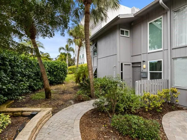 1201 E Peppertree Dr #234, Sarasota, FL 34242