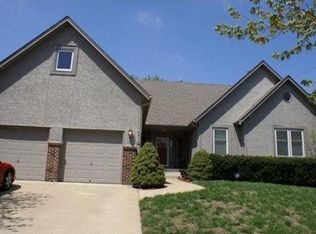 9914 W 125th Ter, Overland Park, KS 66213