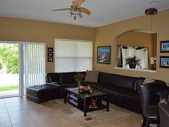 4th image of 7309 Carrington Oaks Ln