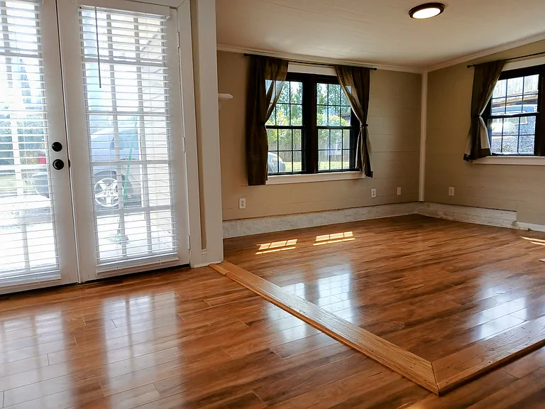 1303 Kimball Ave — Photo 12