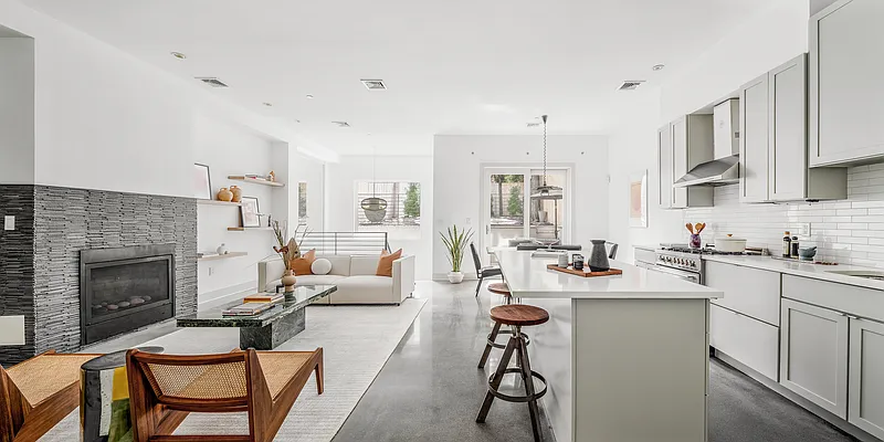 Rented by Compass | media 15