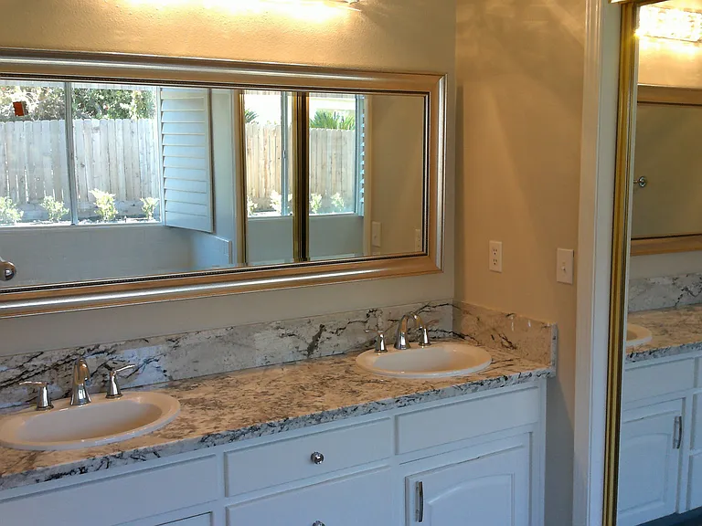 1923 E Desert Island Dr — Photo 13