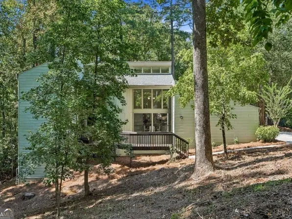 8810 N Mount Dr, Johns Creek, GA 30022