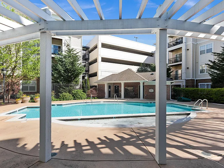 Pool and whirlpool access until 8pm during summer hours.