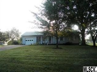 1454 Kings Rd, Hickory, NC 28602