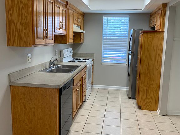 Dining area looking into kitchen