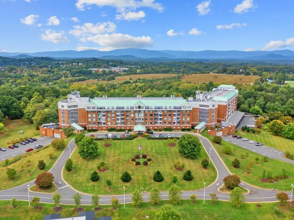 500 Crestwood Dr Unit 1306, Charlottesville, VA 22903