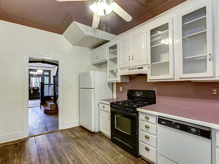 3206 17th St NW — Photo 9