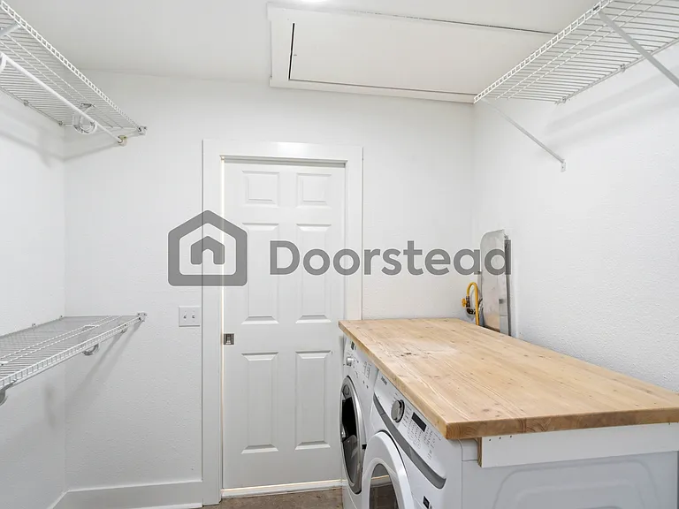 4804 Hillspring Cir #B — Photo 15