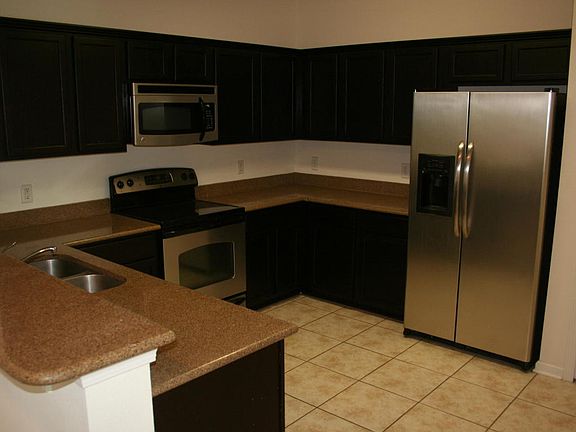 2nd image of 4911 Key Lime Dr Unit 202