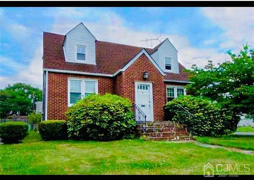 518 Garden Ave photo 1