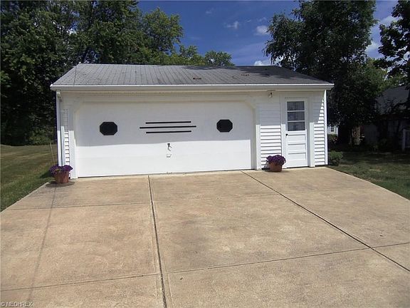 3rd image of 787 McKinley Ave