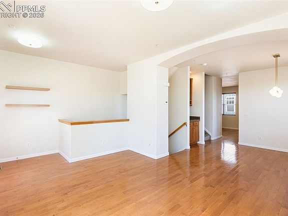 5th image of 340 E Fountain Blvd