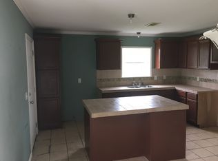 17127 Lake Ridge Cir, Rosharon, TX 77583