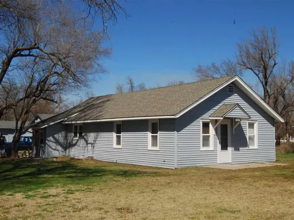 3016 W 4th Ave, Hutchinson, KS 67501