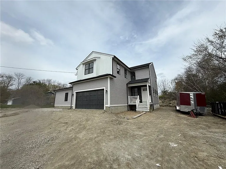 124 Birch Swamp Rd #B — Photo 1