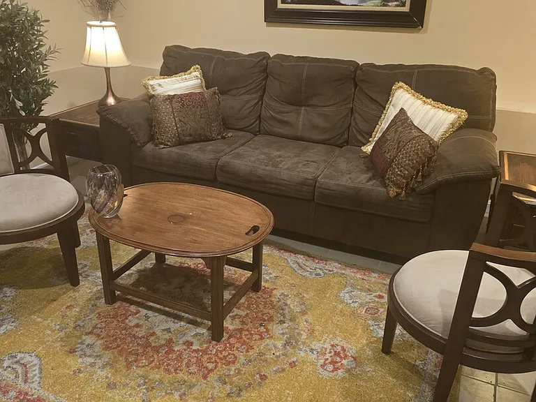 Spruce Dr NW — Photo 3