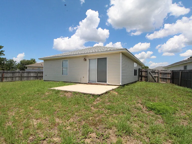 7680 Chablis Cir — Photo 18