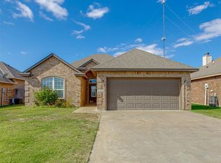 402 NW Granite Ave, Cache, OK 73527