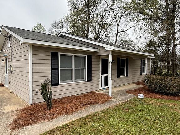 3rd image of 303 Lee Road 942