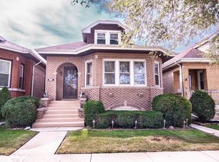 5923 W Eddy St, Chicago, IL 60634