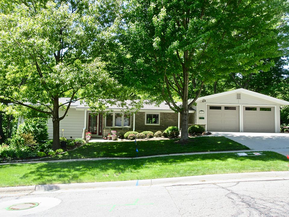 1st image of 1813 Meadowlane Ave