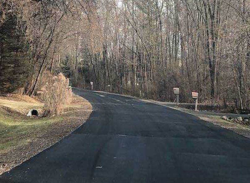 2nd image of 1917 Fairhaven Dr