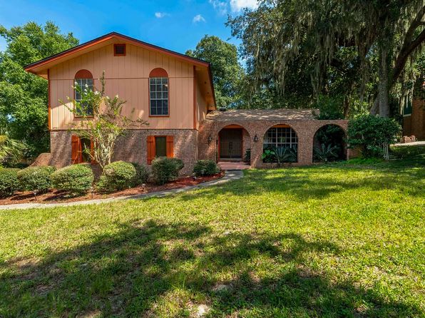 4231 Harbour Woods Rd W