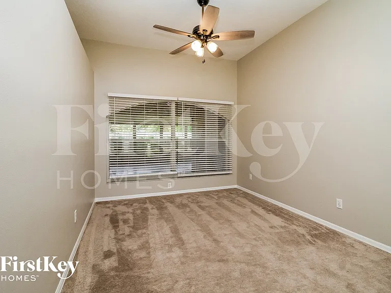 813 Arbor Hill Cir — Photo 6