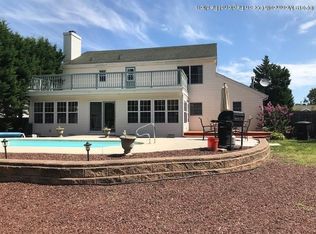 358 Deer Lake Ct, Manahawkin, NJ 08050