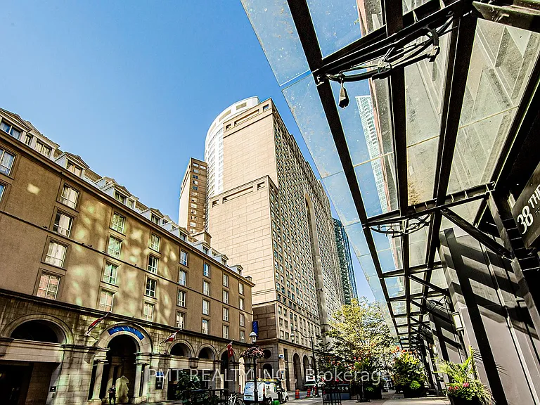 25 The Esplanade #2611 — Photo 41