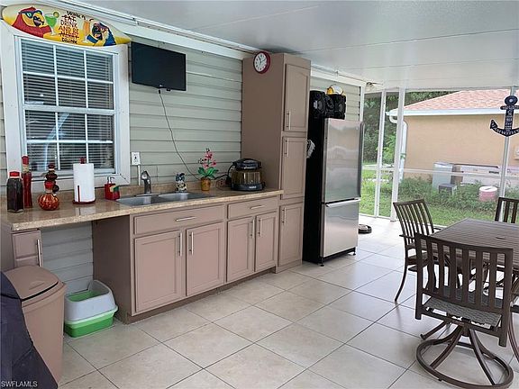 5th image of 12427 Catalina Dr