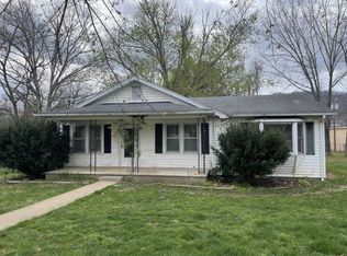 249 Elliott Ave, Erwin, TN 37650