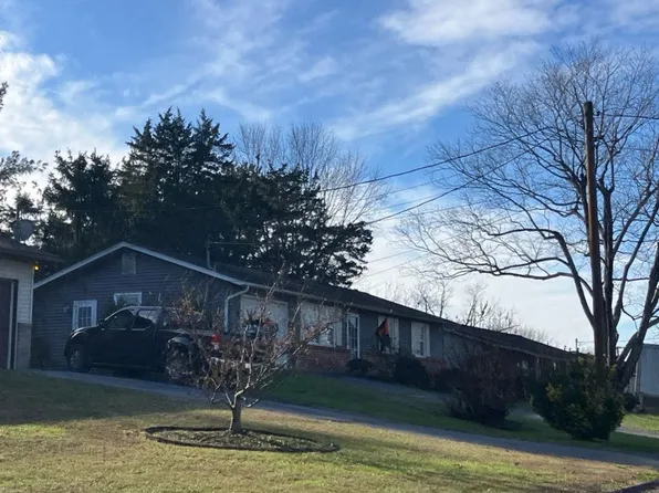 7312 Meadowbrook Cir, Knoxville, TN 37918