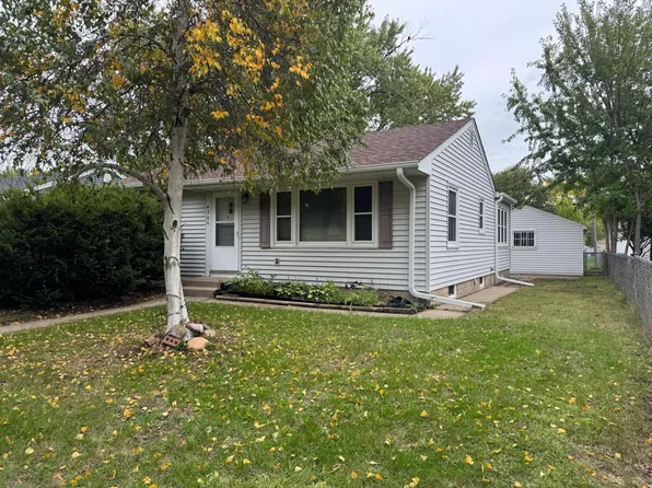 4906 Thomas Ave N, Minneapolis, MN 55430