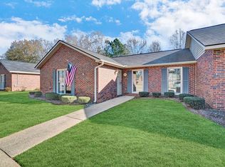 1291 Calhoun Rd APT 6A, Greenwood, SC 29649