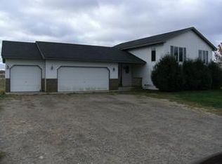 6665 152nd St, Milaca, MN 56353