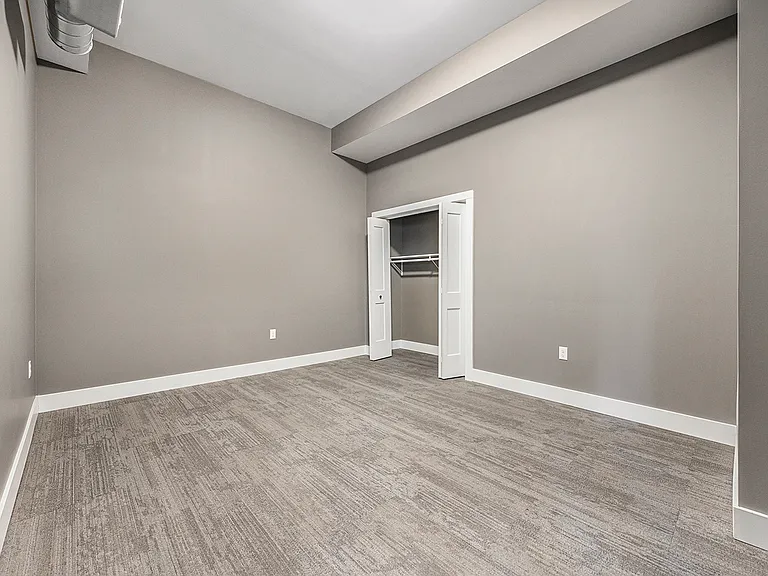 137 E Main Ave — Photo 17