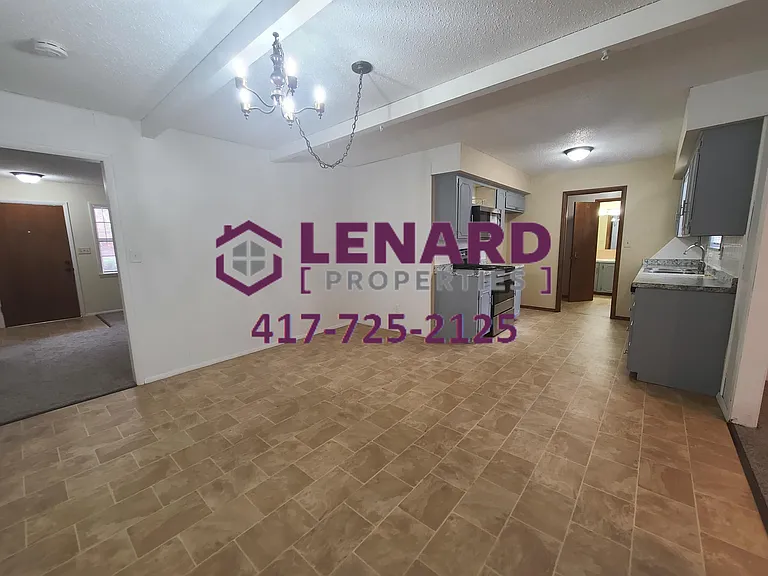 1361 E Gretna St — Photo 9