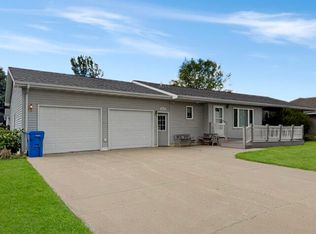 503 Ashley Ave, Volga, SD 57071