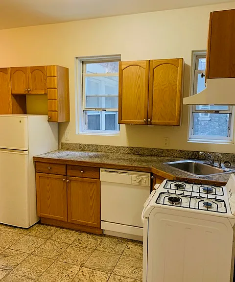 38 Hemenway St #7 — Photo 7