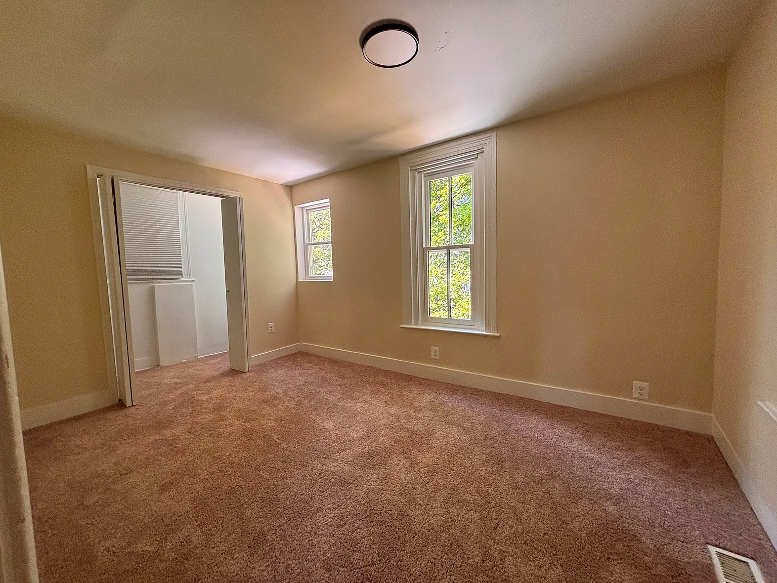 5 bed, 1756 sqft, $6,250 — Photo 4