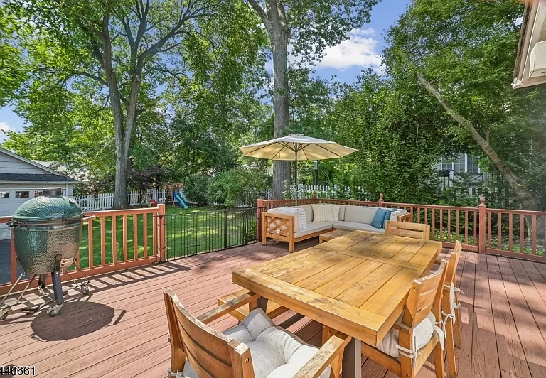 14 Edgewood Ter — Photo 20