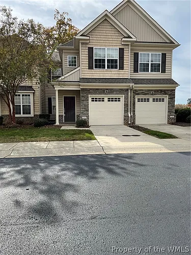 202 Braemar Crk Photo 1