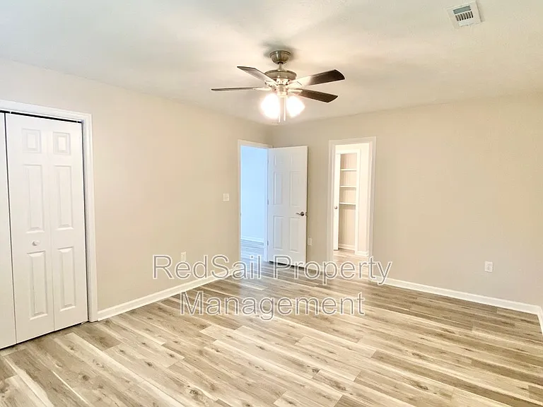 39 Whites Ln #A — Photo 10