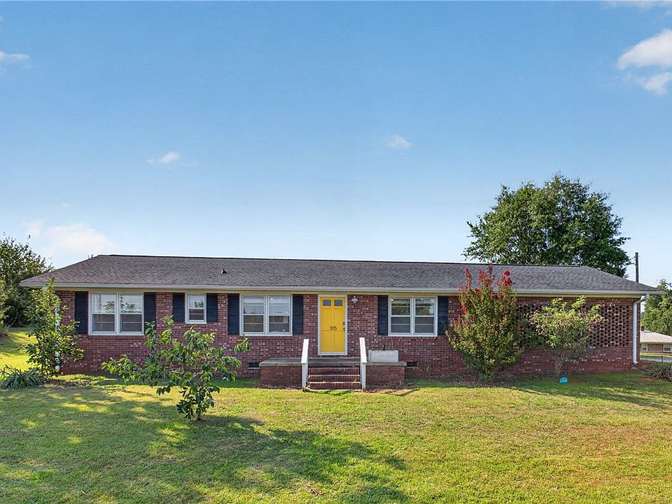 1st image of 105 King James Rd