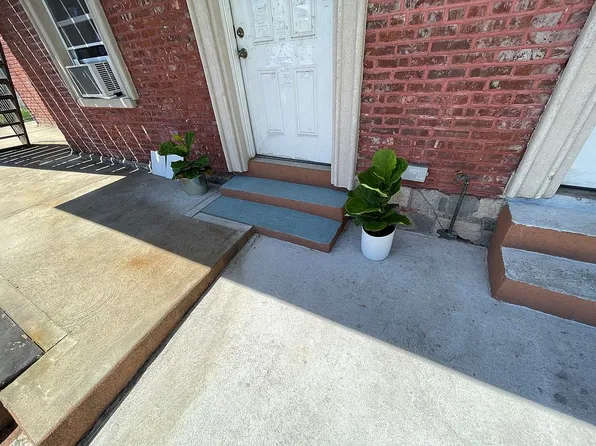 238 York Ave, Staten Island, NY 10301