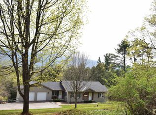 909 East St, New Haven, VT 05472