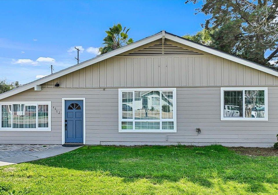 1st image of 4662 Balsam Dr